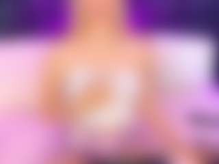 Live cam show with MaryDeniro - Athletic on CamSodaAdn