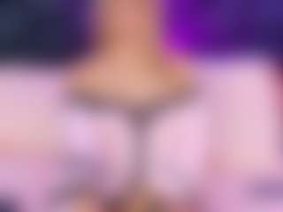Live cam show with MaryDeniro - Shaved Pussy on sexylive.show