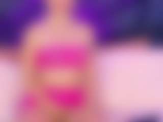 Live cam show with MaryDeniro - Lush Blonde Hair on xxxlivecams.org