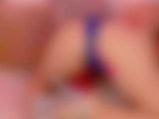 Live cam show with MaryDeniro - Squirt Blonde Hair on Camsoda