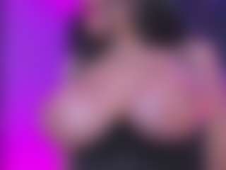 ⭐MiaaTaylorr⭐のライブセックスチャットショー
