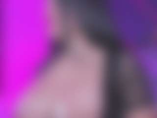 Live cam show with ⭐MiaaTaylorr⭐ - Dildo Or Vibrator on AdultVida.com
