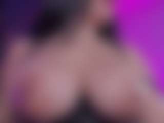 Live cam show with ⭐MiaaTaylorr⭐ - Camel Toe on madthumbs