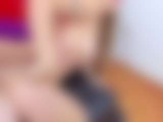 Live cam show with sweet-diiamond - Tiny Tits on Camsoda