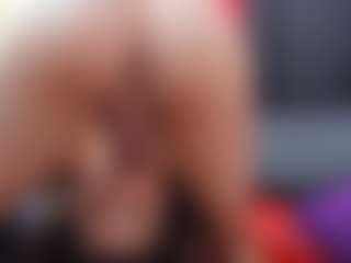 sweet-diiamond's Live Sex Cam Show