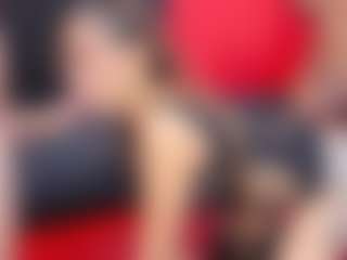 sweet-diiamond's Live Sex Cam Show