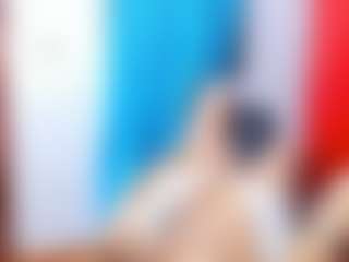 Live cam show with sweet-diiamond - Drinking on Uber Horny