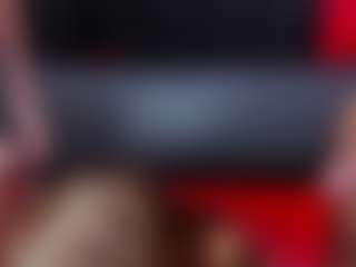 sweet-diiamond's Live Sex Cam Show