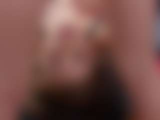 sweet-diiamond's Live Sex Cam Show