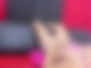 sweet-diiamond's Live Sex Cam Show