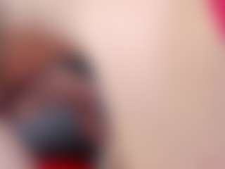 sweet-diiamond's Live Sex Cam Show