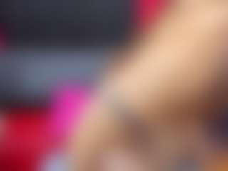 sweet-diiamond's Live Sex Cam Show