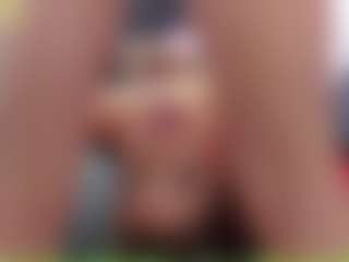 sweet-diiamond's Live Sex Cam Show