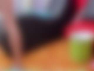 sweet-diiamond's Live Sex Cam Show