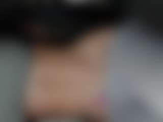 Live cam show with arwynnFit - Brown Eyes on Fit Hotties