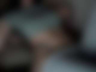 Live cam show with arwynnFit - Strip on Mixed Magazine Live