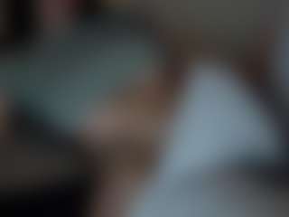 Live cam show with arwynnFit - Tease on Milfs Live