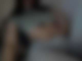 Live cam show with arwynnFit - Brown Eyes Brown Hair on sexylive.show