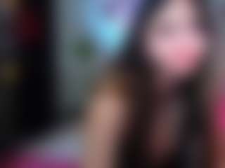 Live cam show with Emily Cooper - Facial on Milf Play