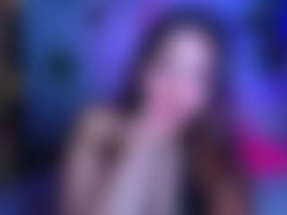 Live cam show with Emily Cooper - Oil on 1on1-livenow