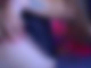 Live cam show with Emily Cooper - Facial on pussylord.com