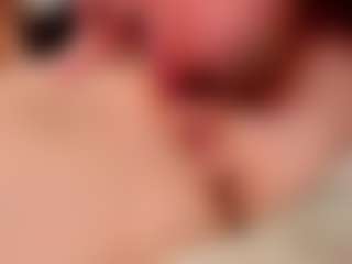 Emmanyxxxのライブセックスチャットショー