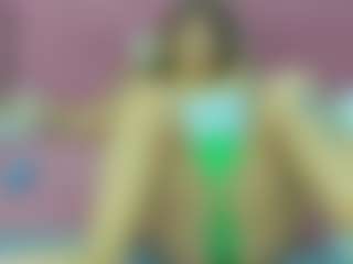 Live cam show with MiiaKittyy - Athletic on CamSodaAdn