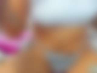 MiiaKittyy's Live Sex Cam Show