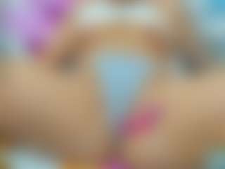 MiiaKittyy's Live Sex Cam Show