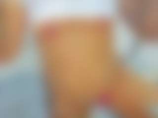 MiiaKittyy's Live Sex Cam Show