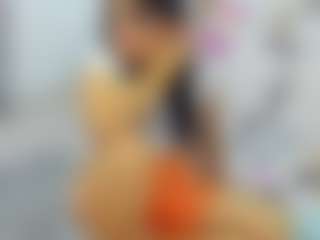 MiiaKittyy's Live Sex Cam Show
