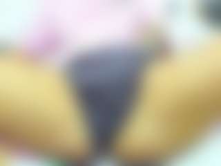 Live cam show with MiiaKittyy - Fingering on Sex Cam Show