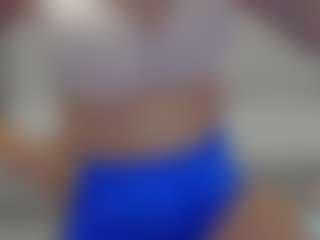 Live cam show with MiiaKittyy - Blue Eyes on AdultVida.com