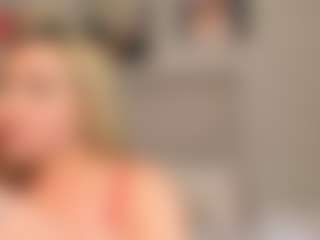 Live cam show with Dani-rosee1 - Athletic Tattoos on madthumbs