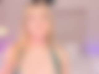 Live cam show with Dani-rosee1 - Ass Bouncing on Mixed Magazine Live