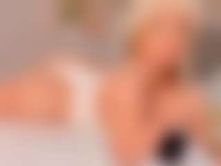 Live cam show with Dani-rosee1 - BBW Blowjob on SpunkLive