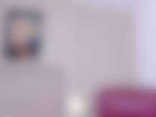 Live cam show with Dani-rosee1 - Oil on Camsoda