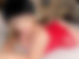 Live cam show with Dani-rosee1 - Athletic Tease on livesuperchat.net