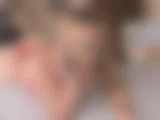 Live cam show with Dani-rosee1 - Long Hair on Soda Cam