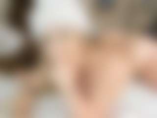 Live cam show with Dani-rosee1 - Green Eyes on Camsoda