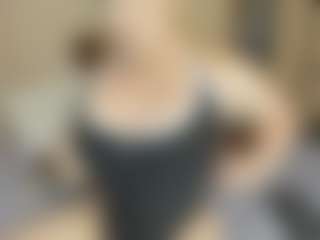 Live cam show with Dani-rosee1 - Blonde Hair Blowjob on AdultVida.com