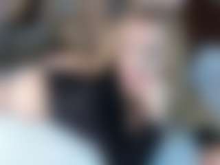 Live cam show with Dani-rosee1 - Tittyfuck on livesuperchat.net