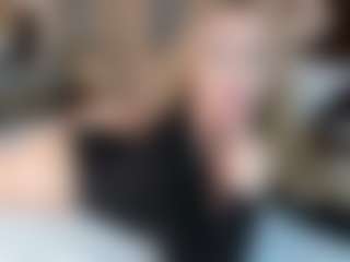 Live cam show with Dani-rosee1 - Milk on livesuperchat.net