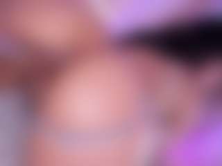 Nattyroberts's Live Sex Cam Show