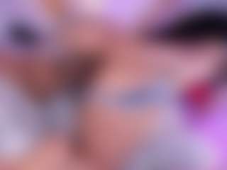 Live cam show with Nattyroberts - Eating Pussy on TeamSkeetLive