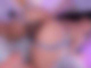 Live cam show with Nattyroberts - Eating Pussy on Uber Horny