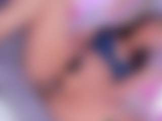 Live cam show with Nattyroberts - Camel Toe on Mixed Magazine Live