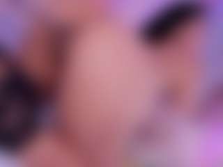 Live cam show with Nattyroberts - Camel Toe on Camming Site
