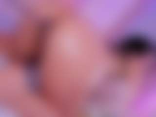 Live cam show with Nattyroberts - Eating Pussy on crypto-cams