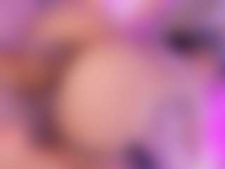 Live cam show with Nattyroberts - Vr on StripNow